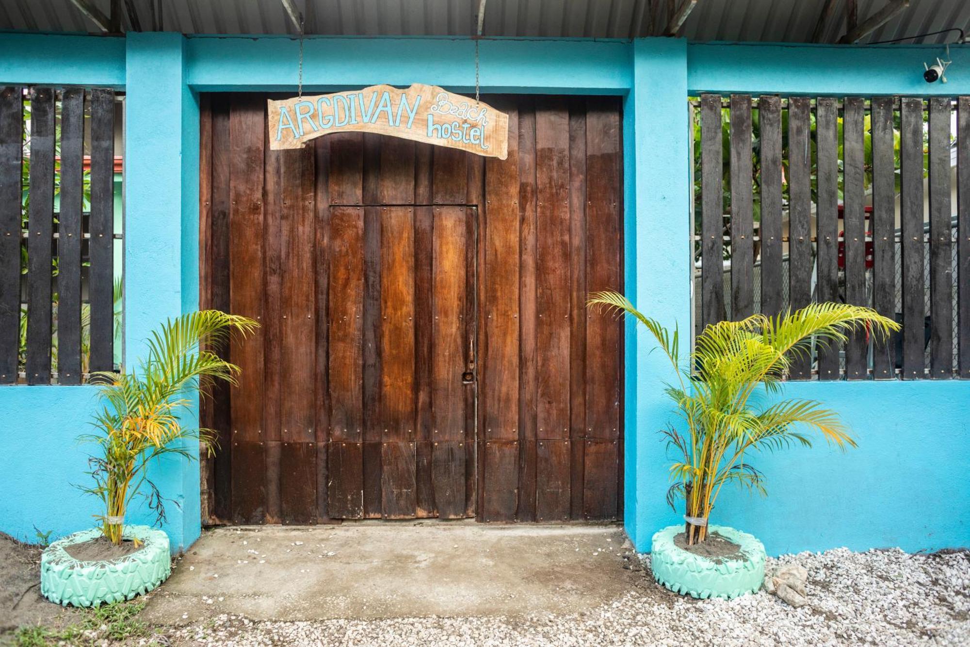 Argdivan Beach Hostel Samara Exterior photo